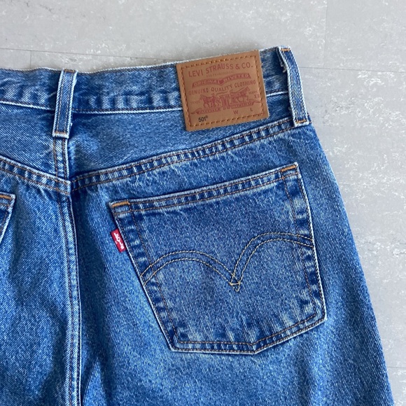 Levis 501 Jeans - Picture 4 of 8